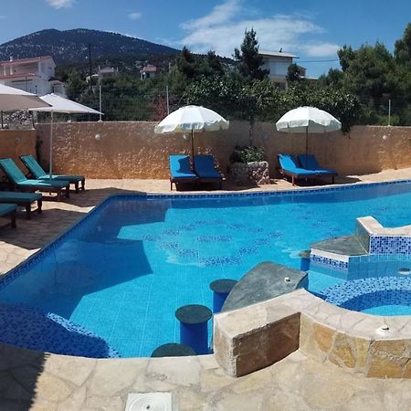 Xenonas Κithαiron Hotell Vília Eksteriør bilde