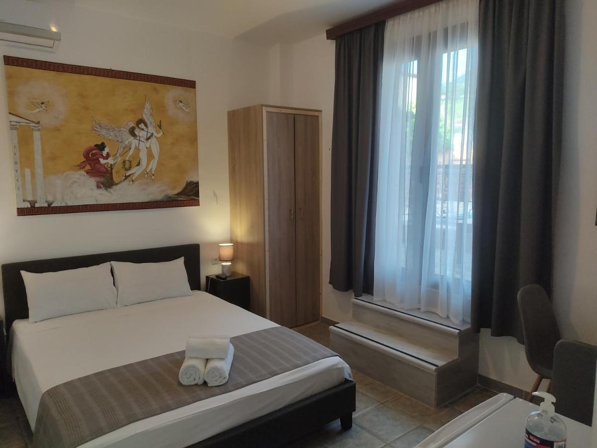 Xenonas Κithαiron Hotell Vília Eksteriør bilde