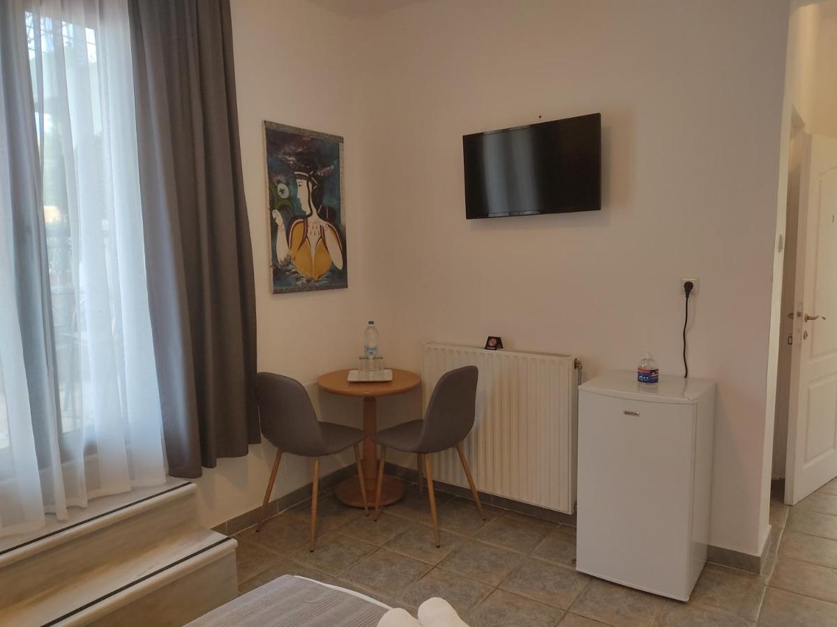 Xenonas Κithαiron Hotell Vília Eksteriør bilde