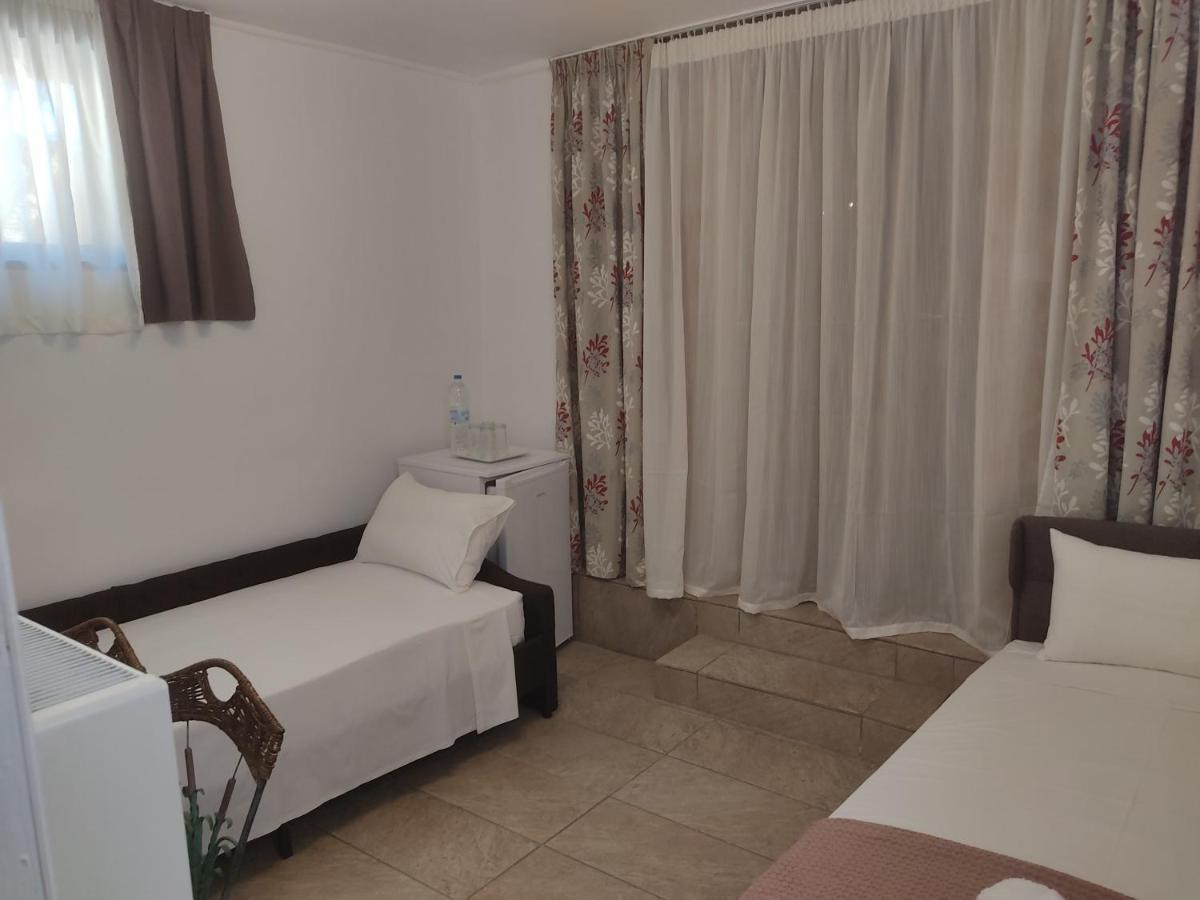 Xenonas Κithαiron Hotell Vília Eksteriør bilde