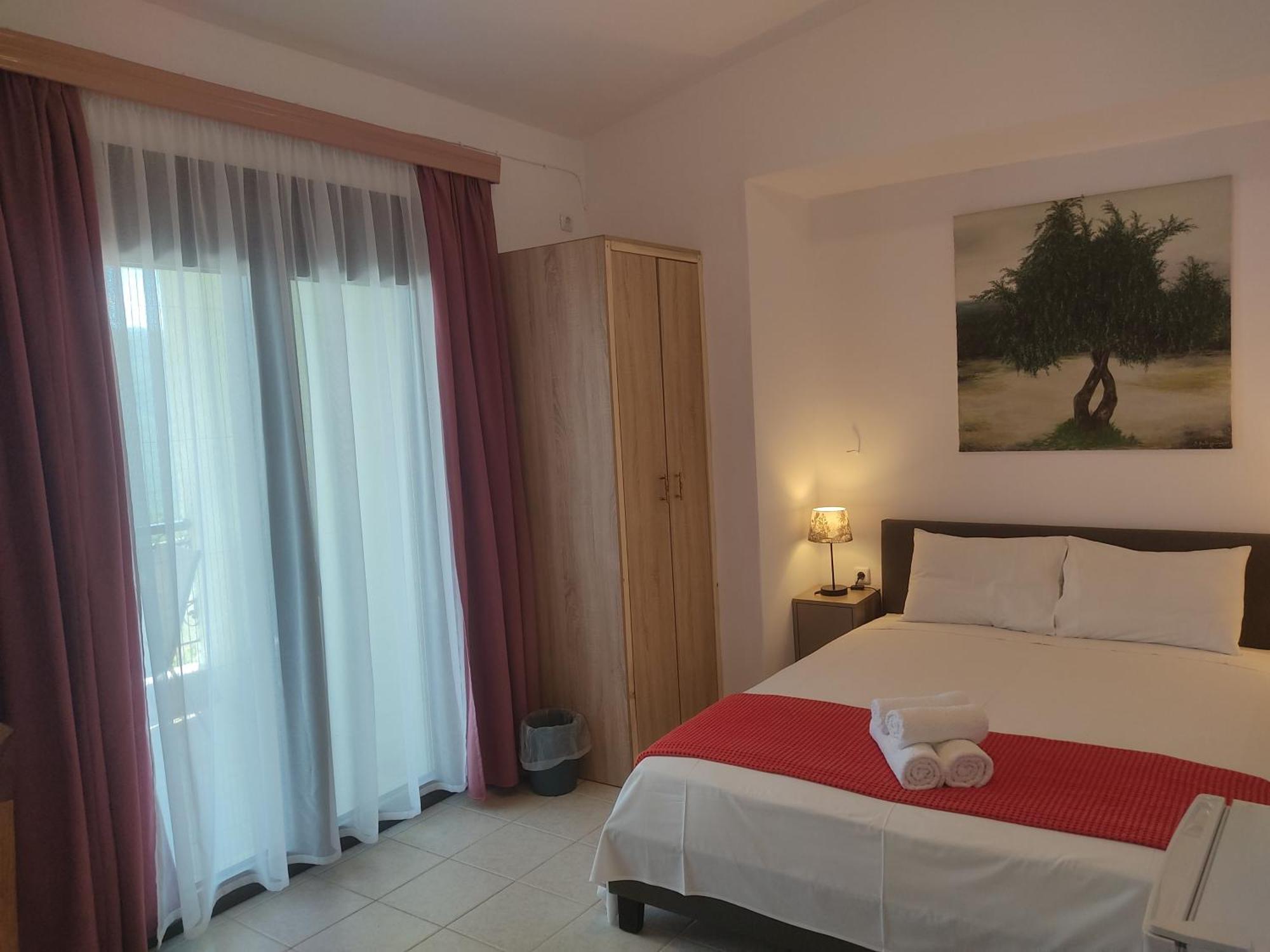 Xenonas Κithαiron Hotell Vília Eksteriør bilde