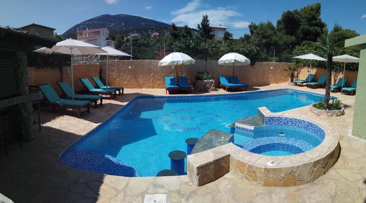 Xenonas Κithαiron Hotell Vília Eksteriør bilde